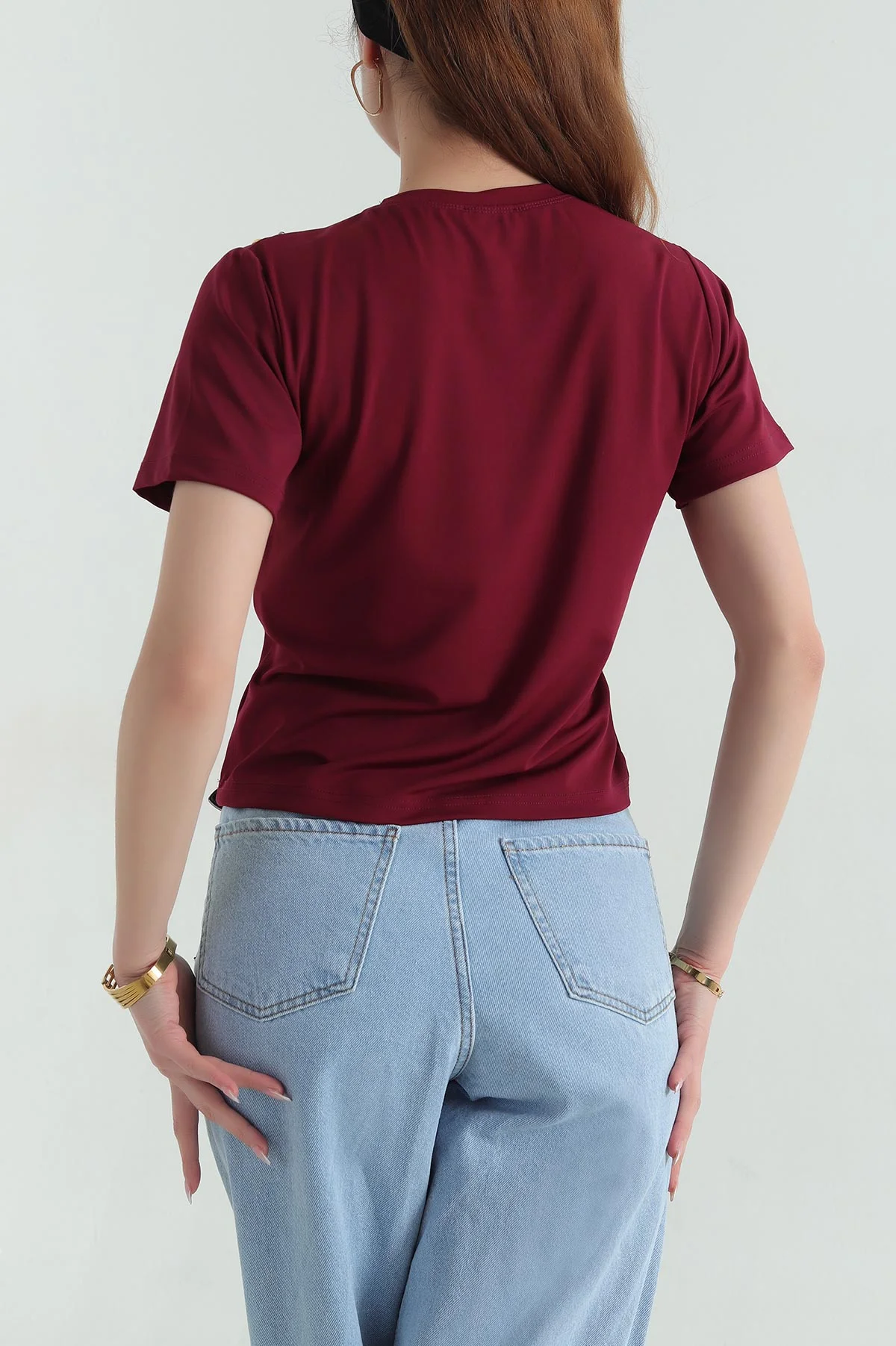 Bordo Yaka ve Kolları Taşlı Oysho Tişört 358452