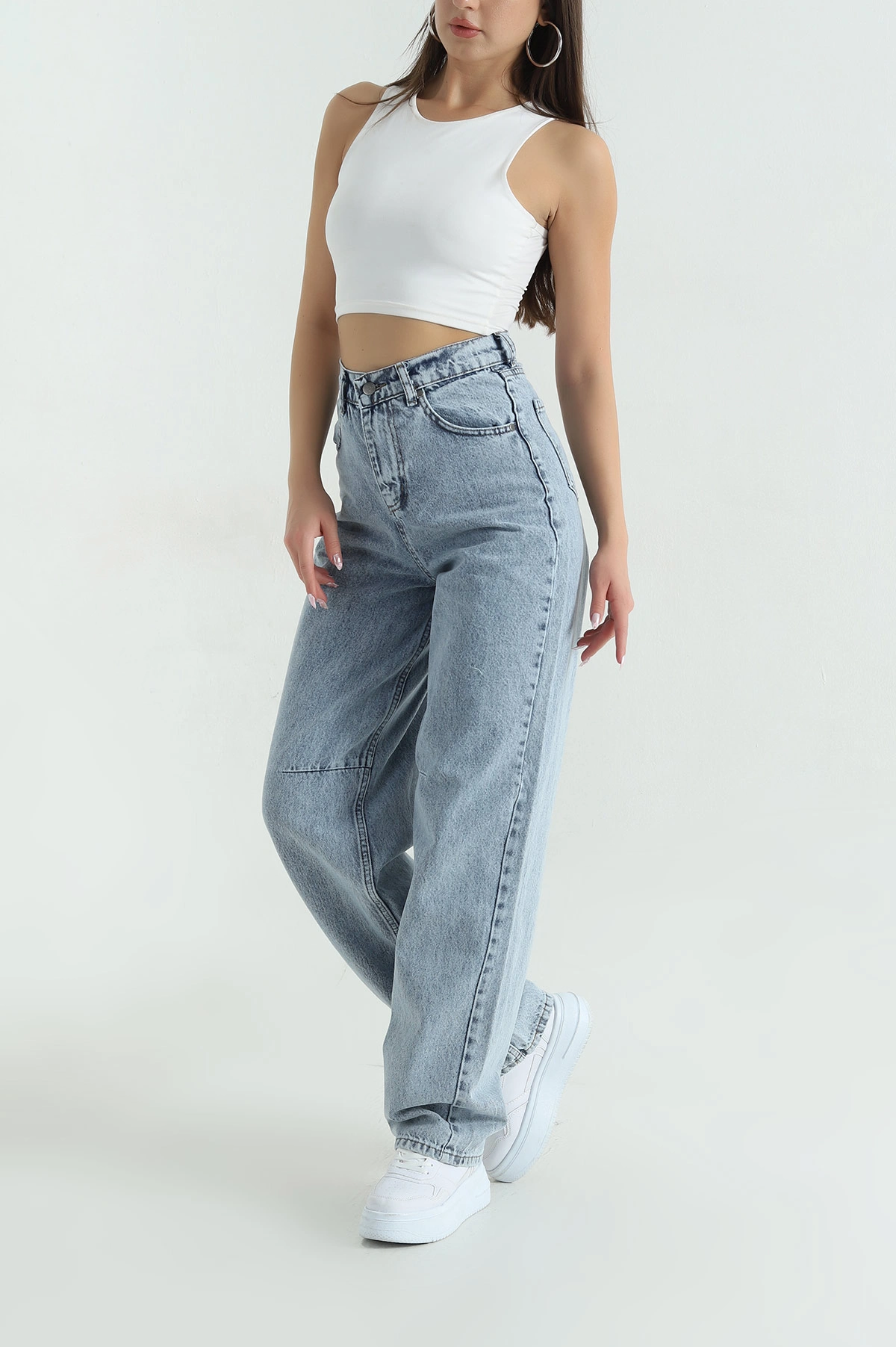 Buz Mavisi Tokalı Cepli Baggy Kadın Kot Pantolon 375575