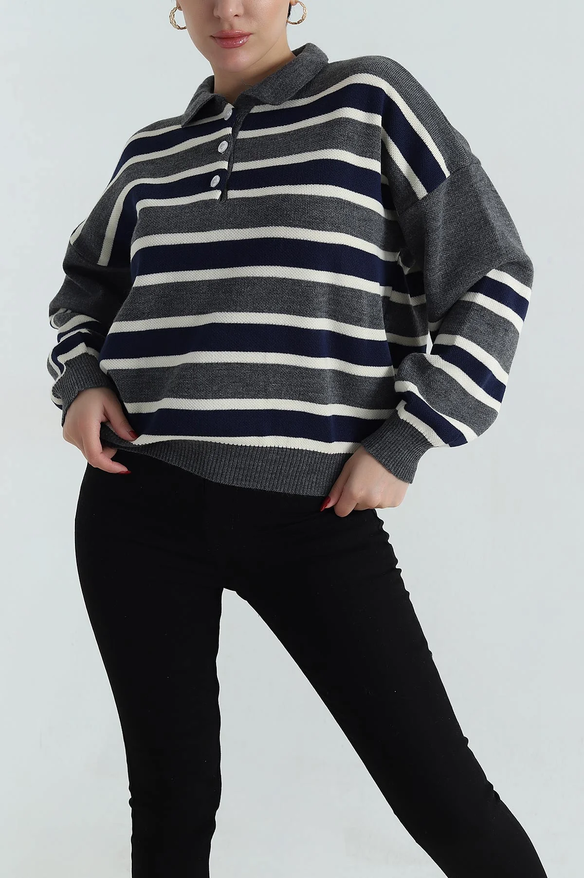 Çizgili Polo Yaka Kadın Triko Kazak 413621