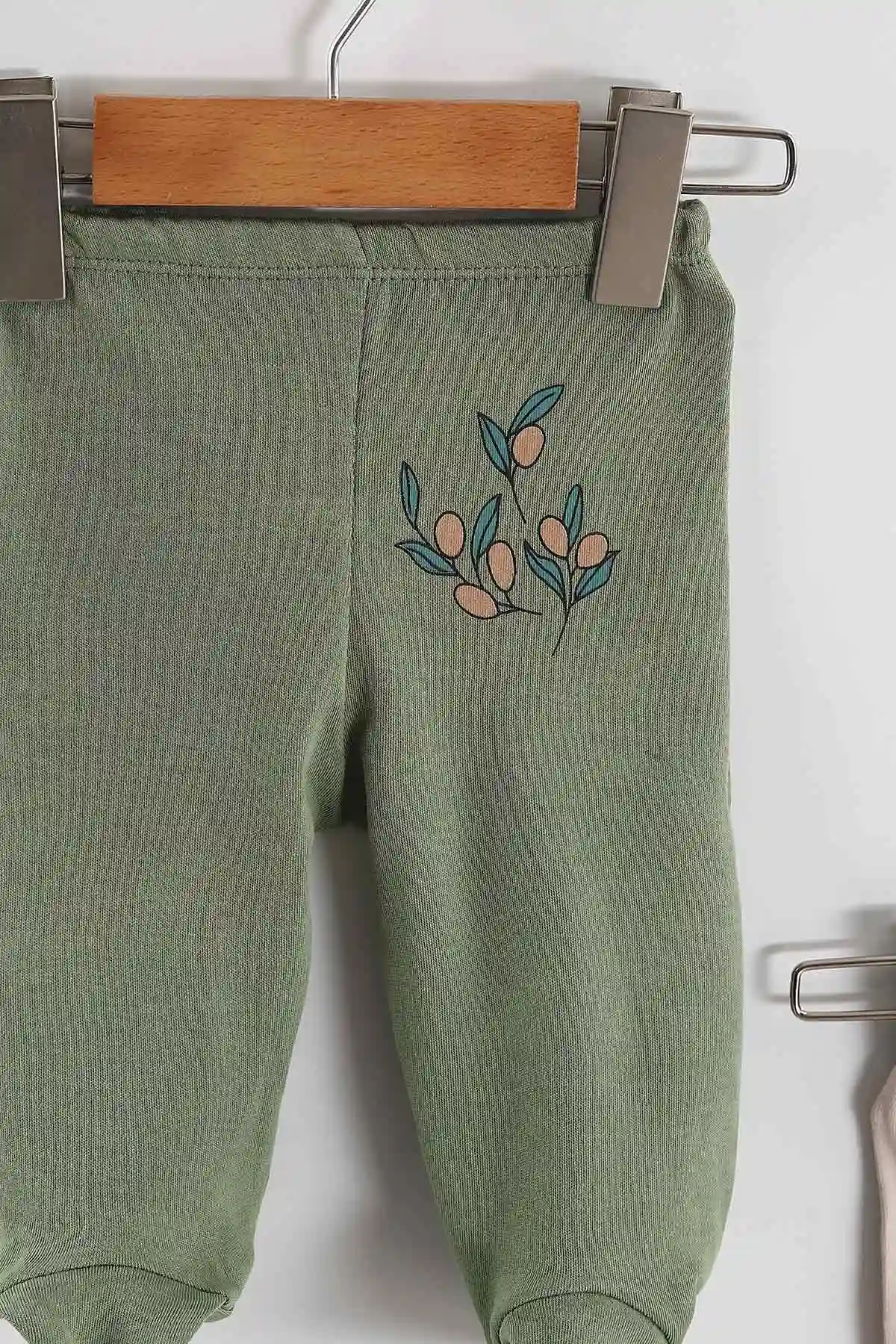 Çoklu Renk (0-6 Ay)Zeytin Desenli Patikli Kız Bebek 3'lü Pijama Alt 469252