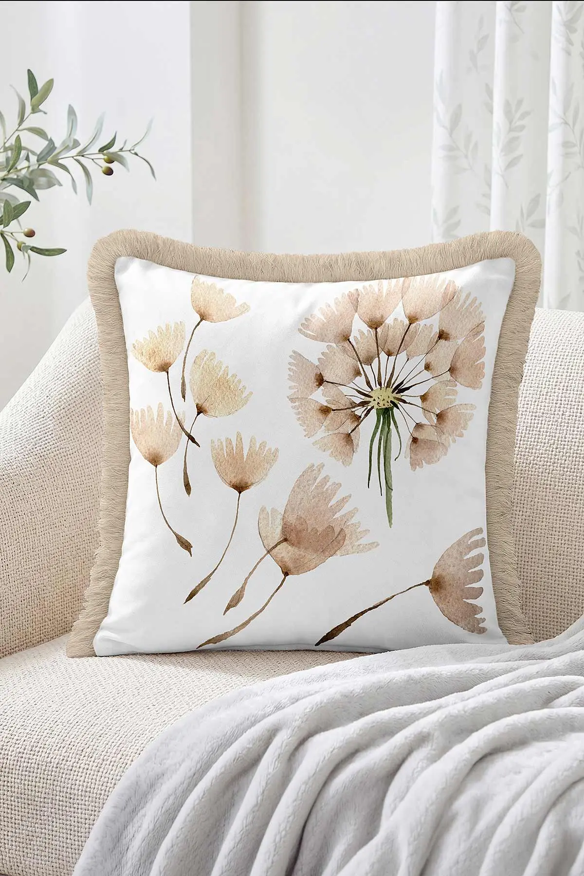 43x43 Cm Dijital Baskılı Fermuarlı Çift Taraflı Saçaklı Kırlent Kılıfı 483470
