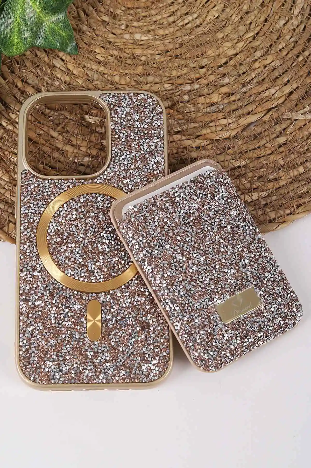 Çöl TeknoCase İPhone 14 Pro Uyumlu Viola Diamond Case Serisi Kartlıklı Lens Hediyeli Sert Silikon Telefon Kılıfı 430800