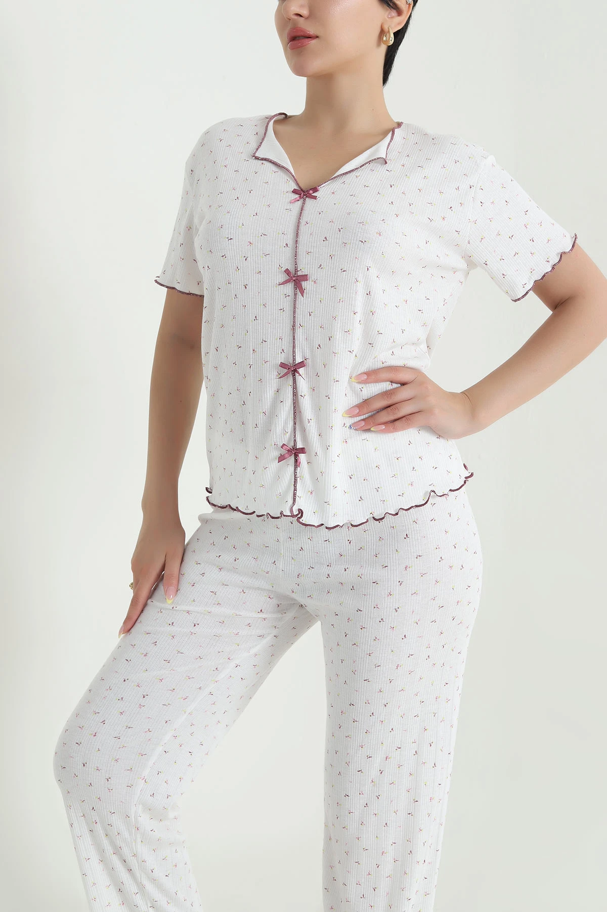 Desenli Kurdela Tasarım Kadın Pijama Takımı 467881