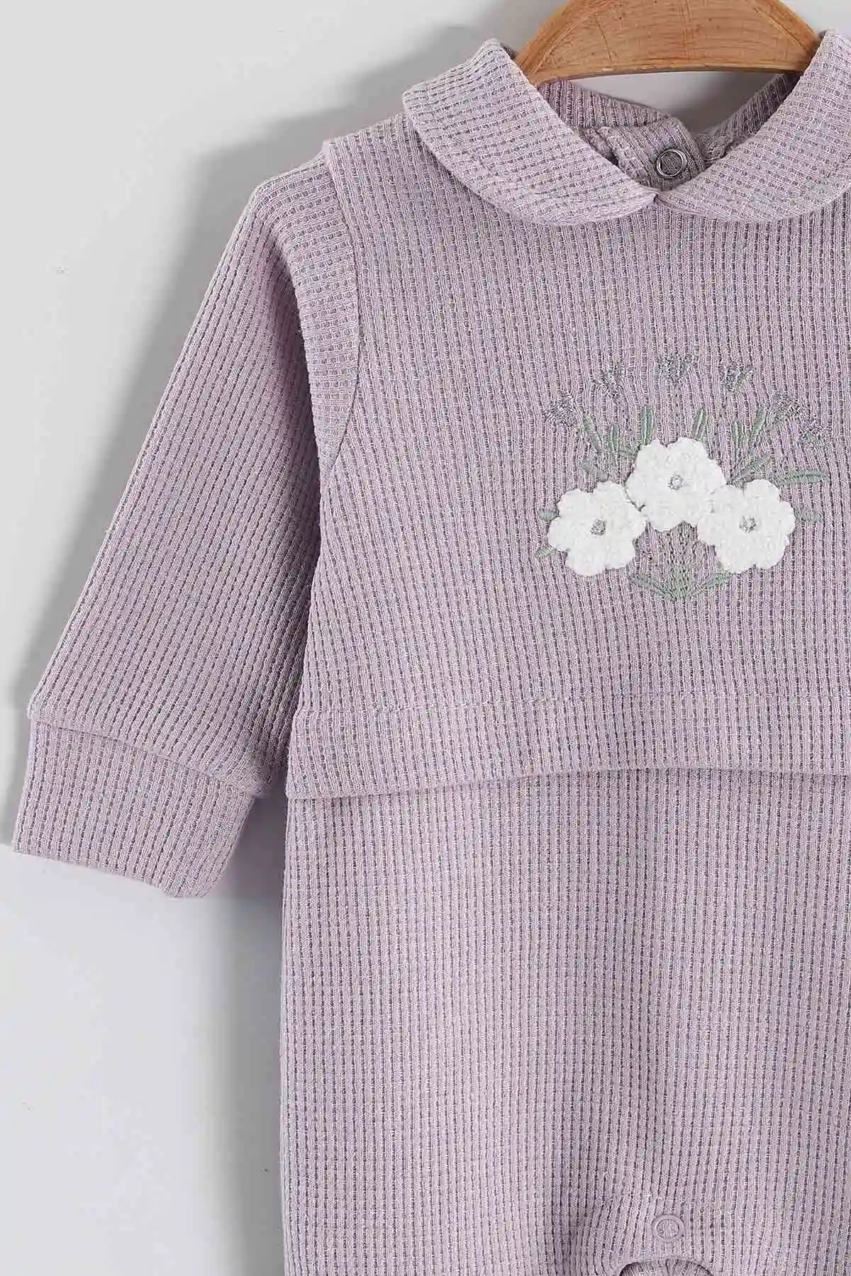Eflatun (1-9 Ay)Çiçek Nakışlı Fisto Detaylı Patikli Kız Bebek Tulum 449081