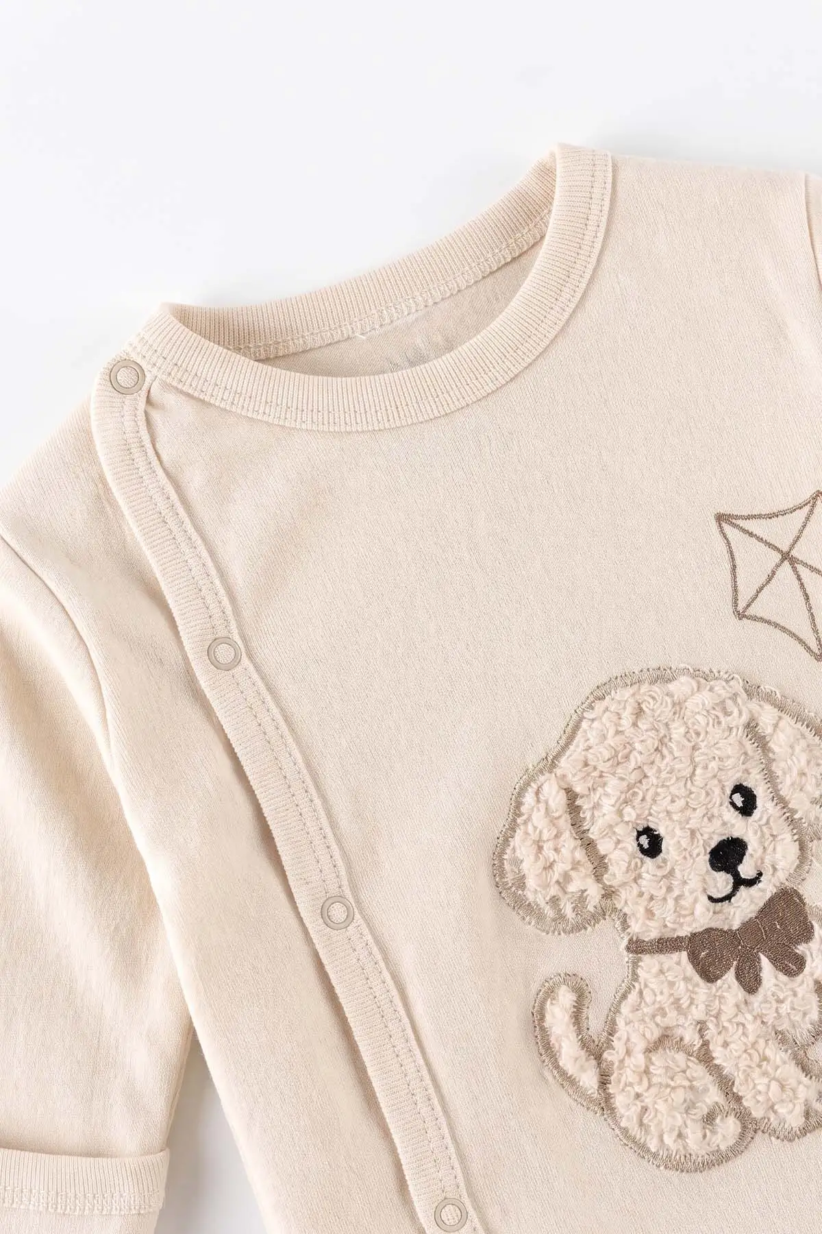Ekru (0-3 Ay)Peluş Köpek Nakışlı Patikli ve Şapkalı Yeni Doğan Erkek Bebek 3'lü Zıbın Takım 477153
