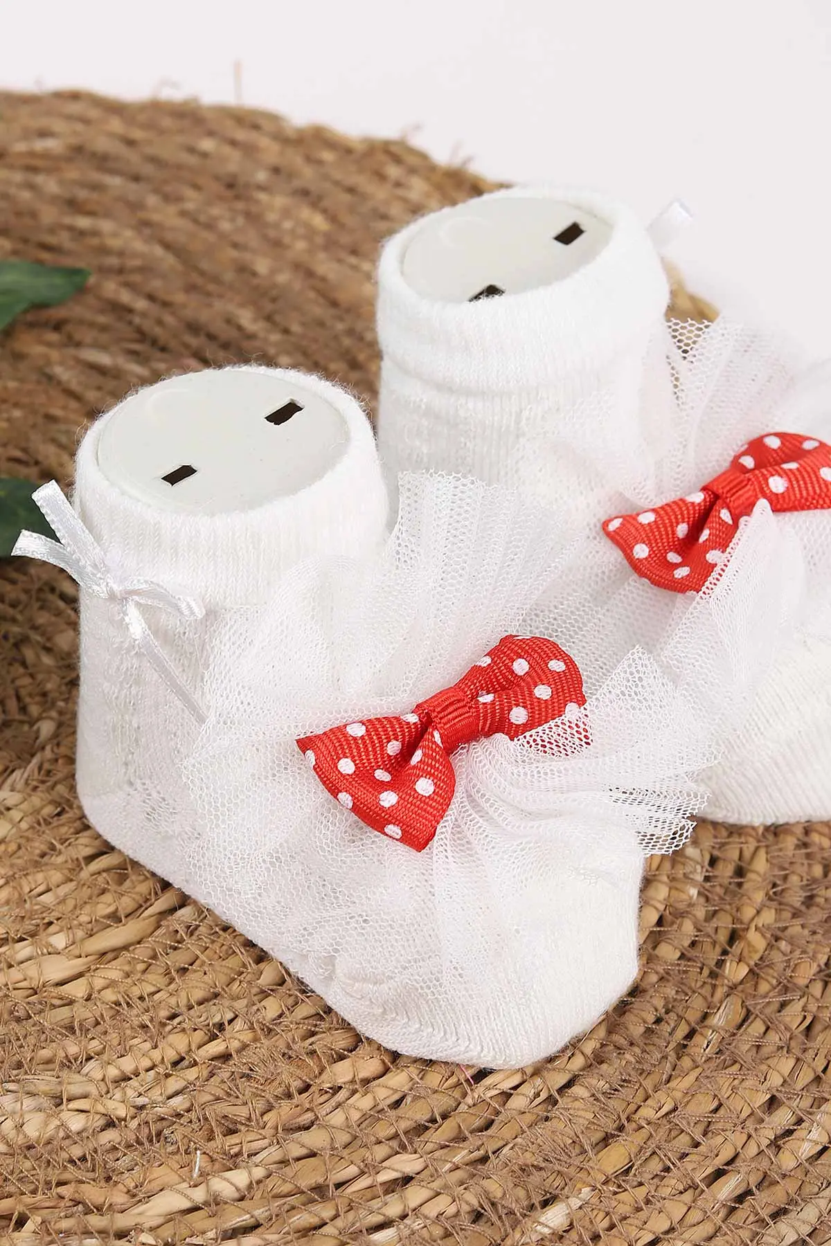 Ekru (0-6 Ay) Fiyonk Aksesuarlı Tüllü  Kız Bebek Çorap 467443