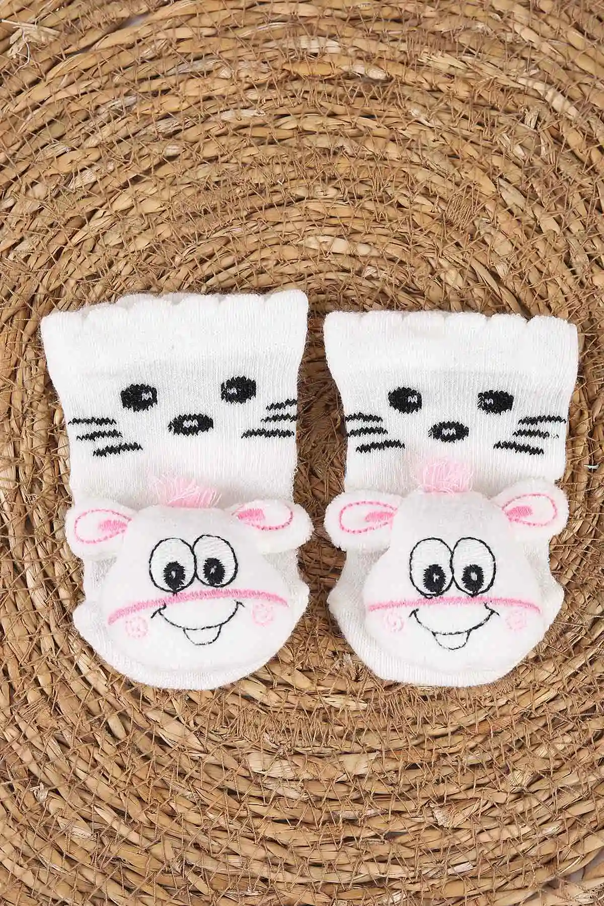 Ekru (0-6 Ay) Oyuncak Nakışlı Kız Bebek Çorap 467491