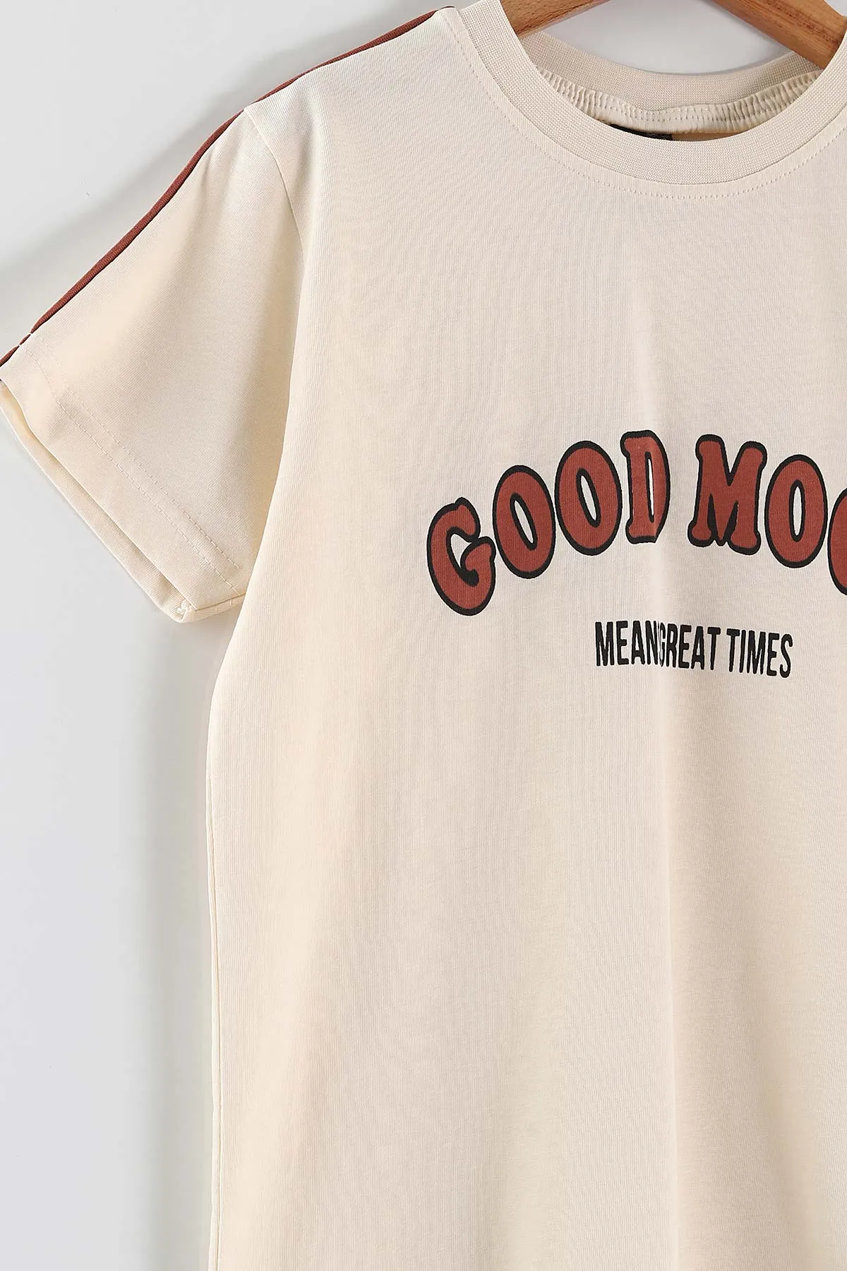 Ekru (2-10 Yaş) Good Mood Baskılı Ara Biyeli Şortlu Erkek Çocuk Yazlık 2'li Takım 459036