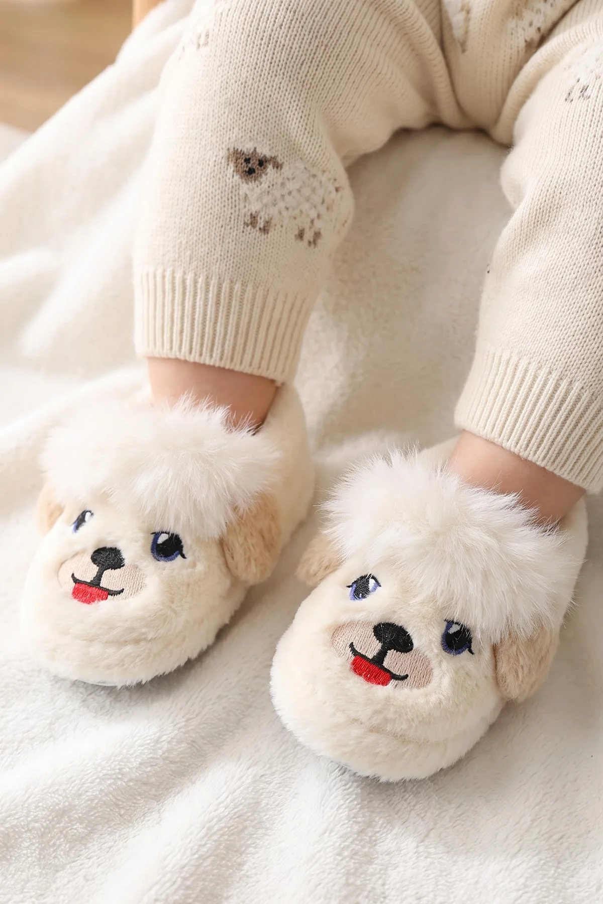 Ekru ( 21 - 24 )Peluş Figürlü Çocuk Panduf 497069