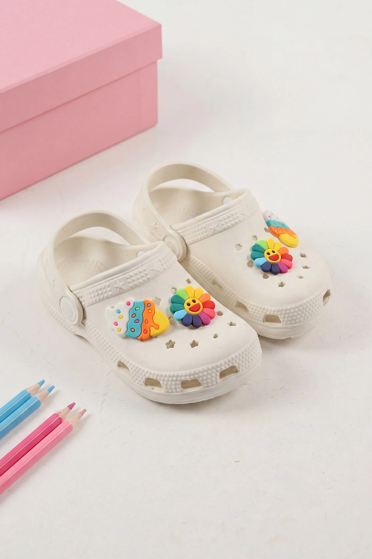 Ekru Figürlü Kız Çocuk Sandalet 462485