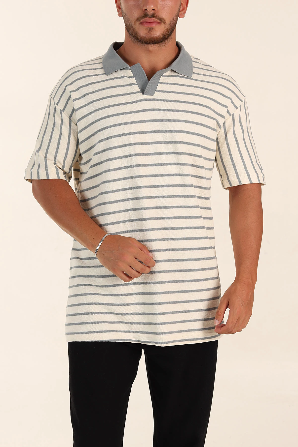 Ekru Gri Çizgili Relaxed Fit Polo Yaka Erkek Triko Tişört 269191