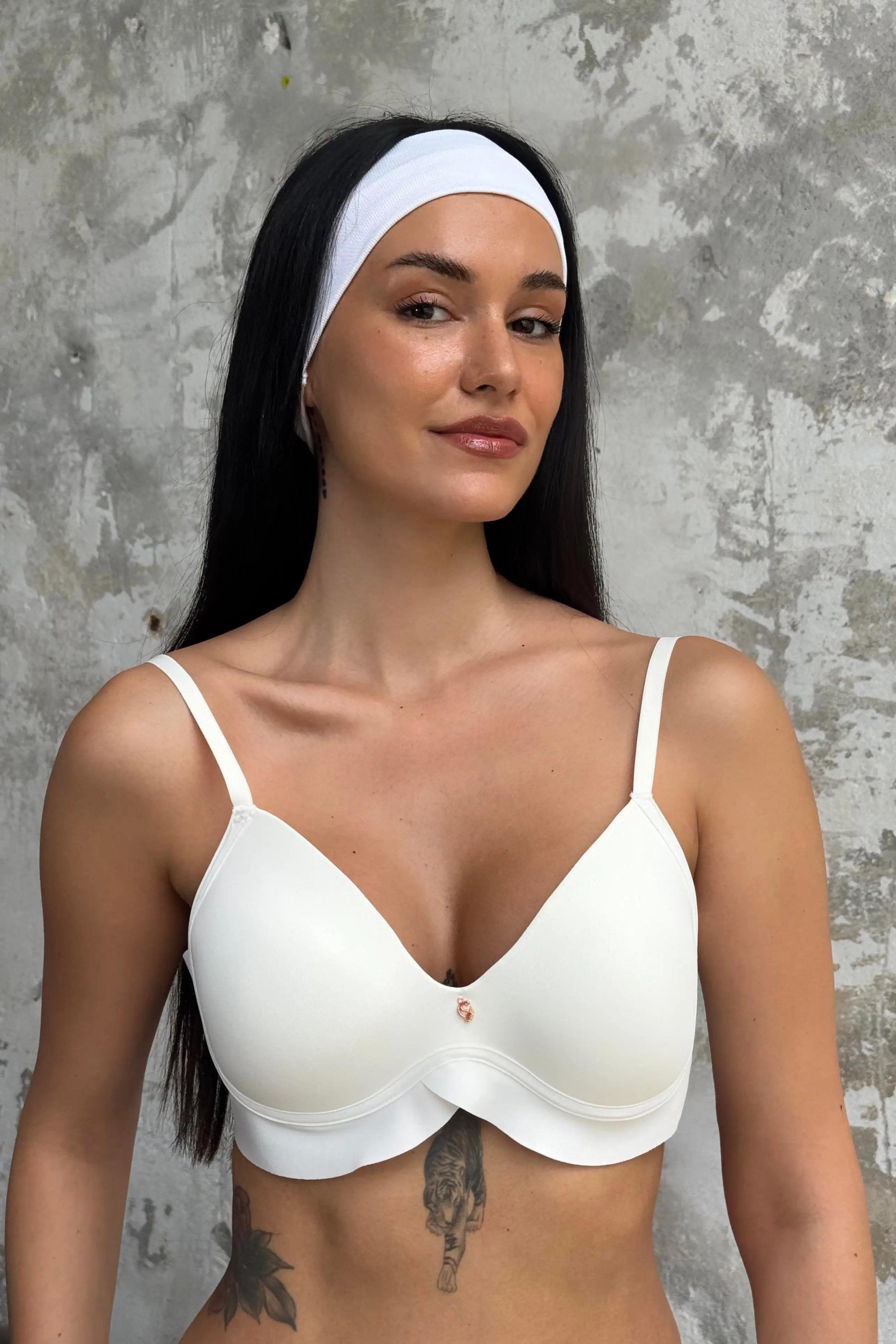 Ekru Lazer Kesim Hafif Destekli Sütyen 373293
