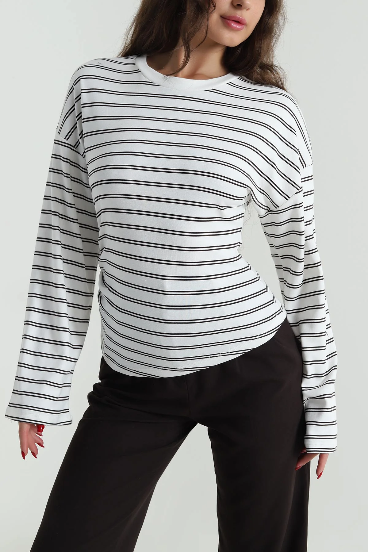 Ekru Likralı Bisiklet Yaka Kadın Sweat 491725