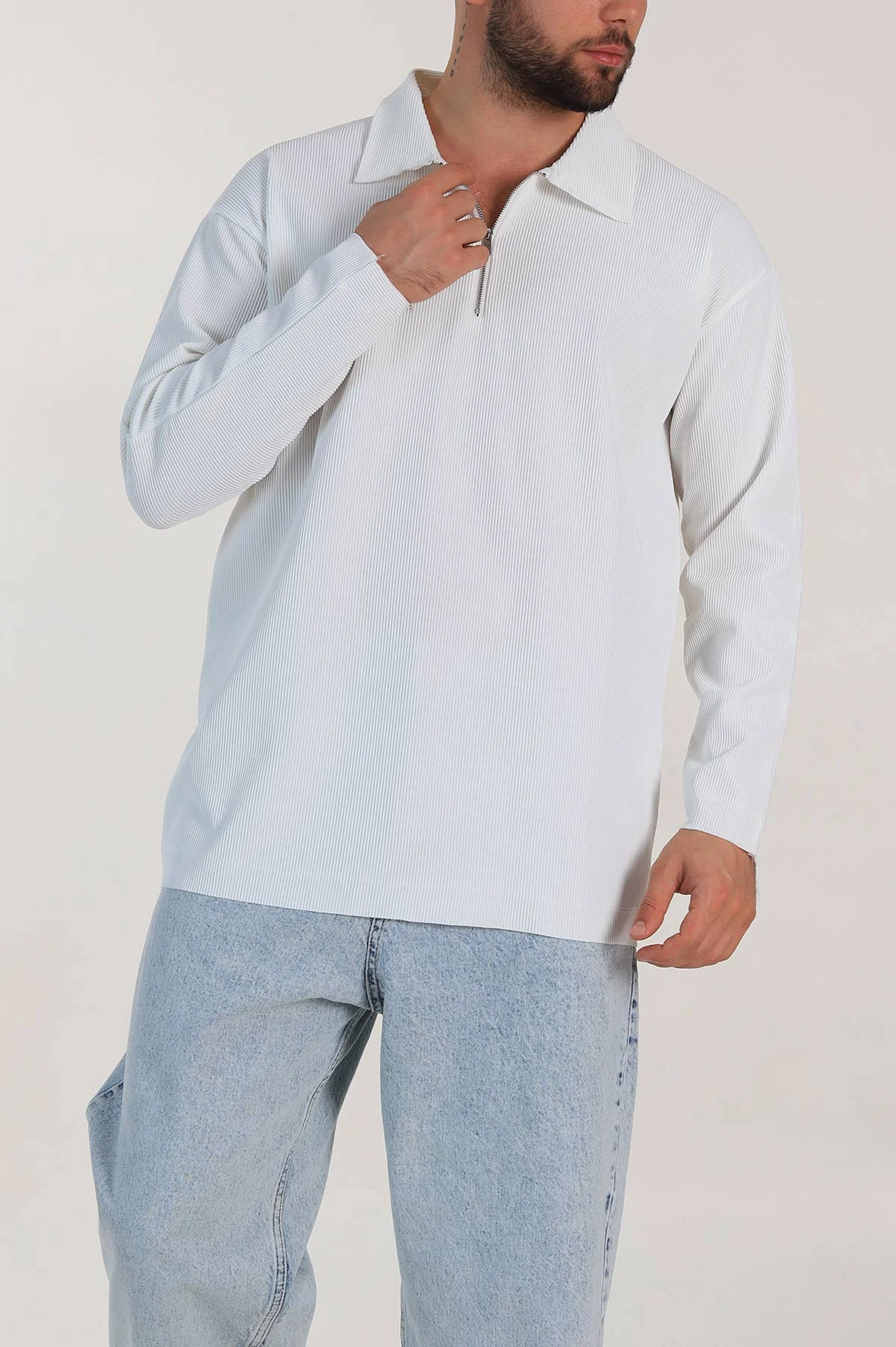 Ekru Oversize Fitilli Doku Fermuarlı Polo Yaka Sweatshirt 324401