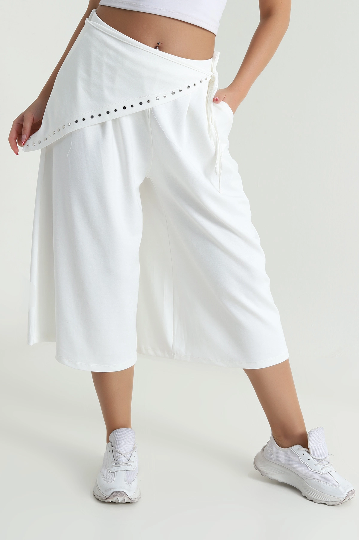 Ekru Peçeli Oversize Bel Lastikli Oysho Kadın Kapri 474623