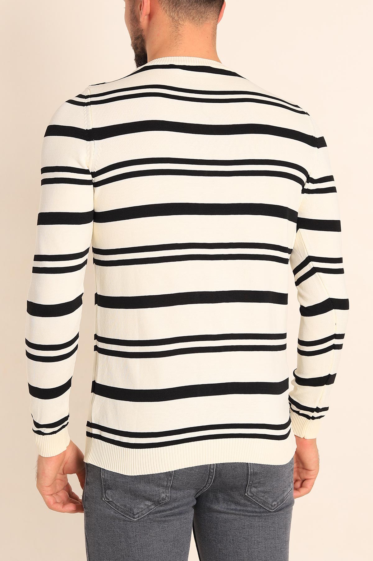 Ekru Regular Fit Çizgili Triko Kazak 213861