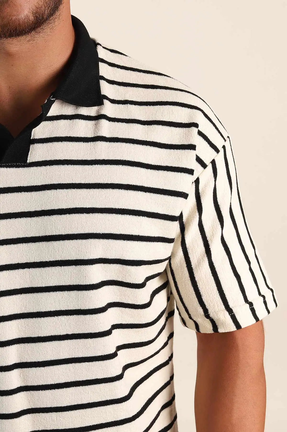 Ekru Siyah Çizgili Relaxed Fit Polo Yaka Erkek Triko Tişört 269190