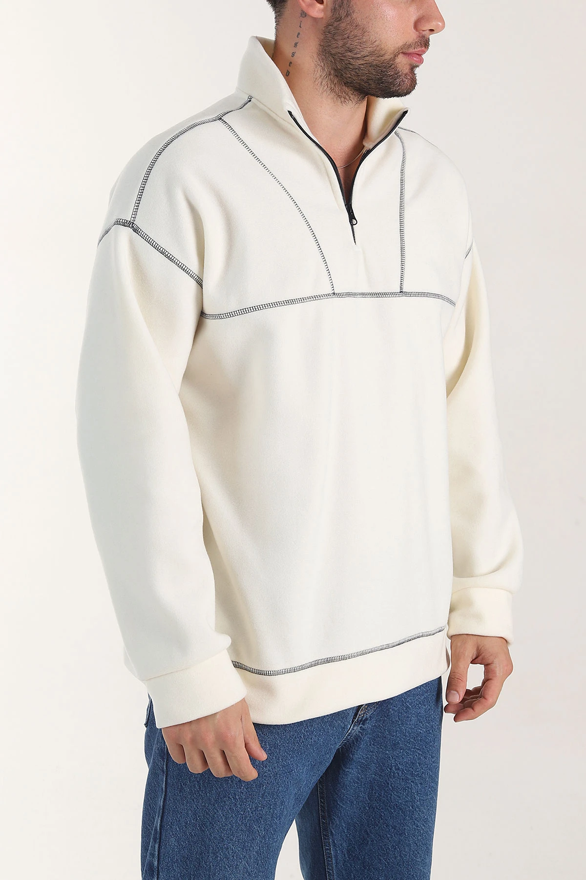 Ekru Yarım Fermuarlı Dik Yaka Dikiş Detaylı Polar Kumaş Erkek Sweatshirt 404324
