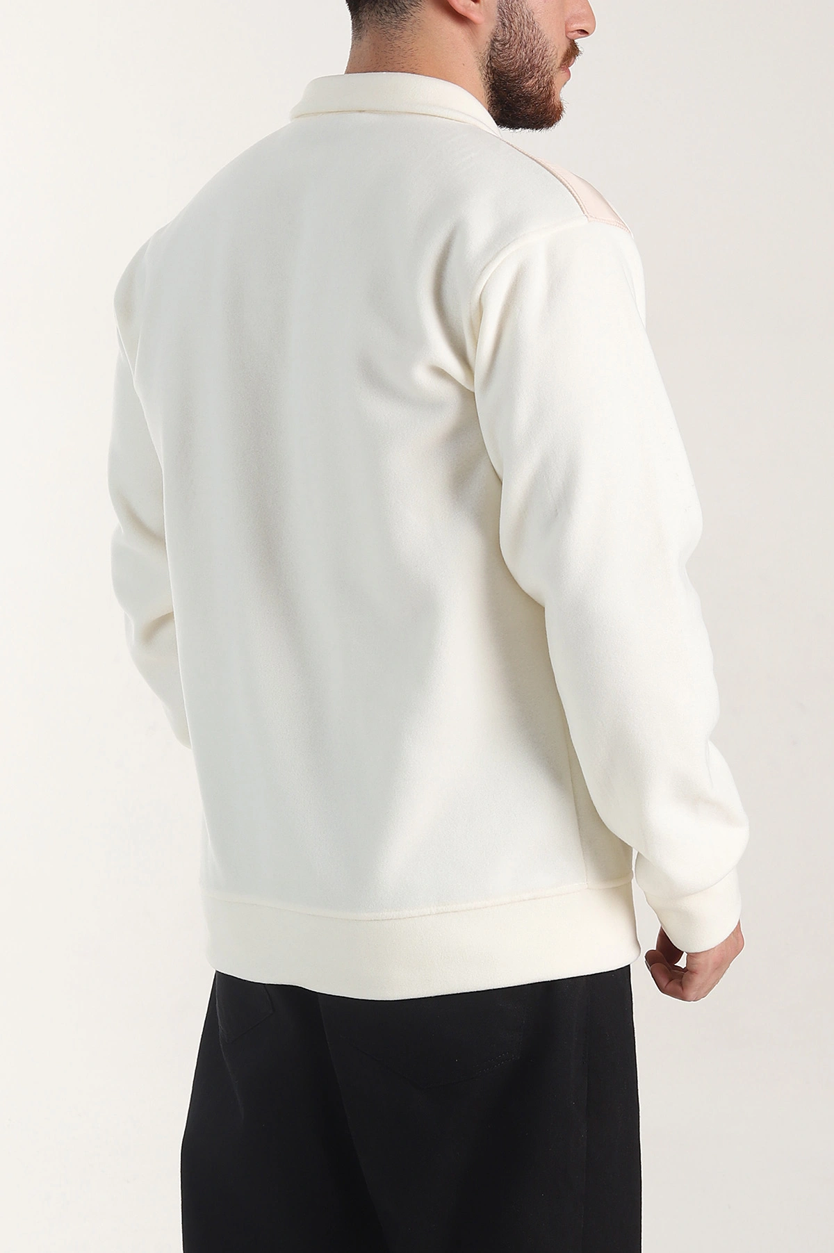 Ekru Yarım Fermuarlı Nakış Detaylı Dik Yaka Polar Kumaş Erkek Sweatshirt 404240