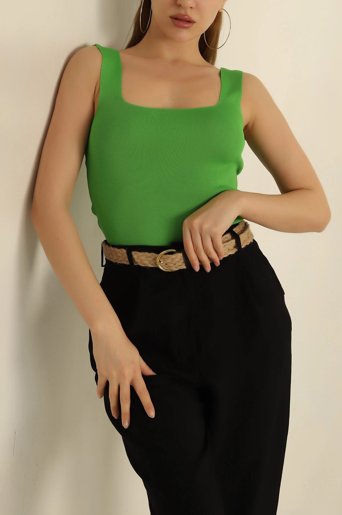 Fıstık Yeşili Kare Yaka Polyemid Bluz 260363