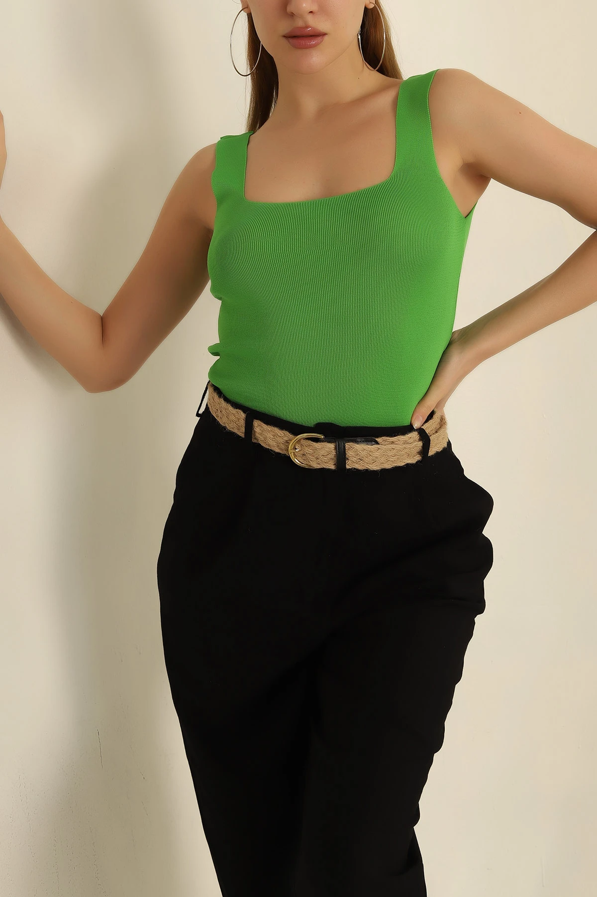 Fıstık Yeşili Kare Yaka Polyemid Bluz 260363