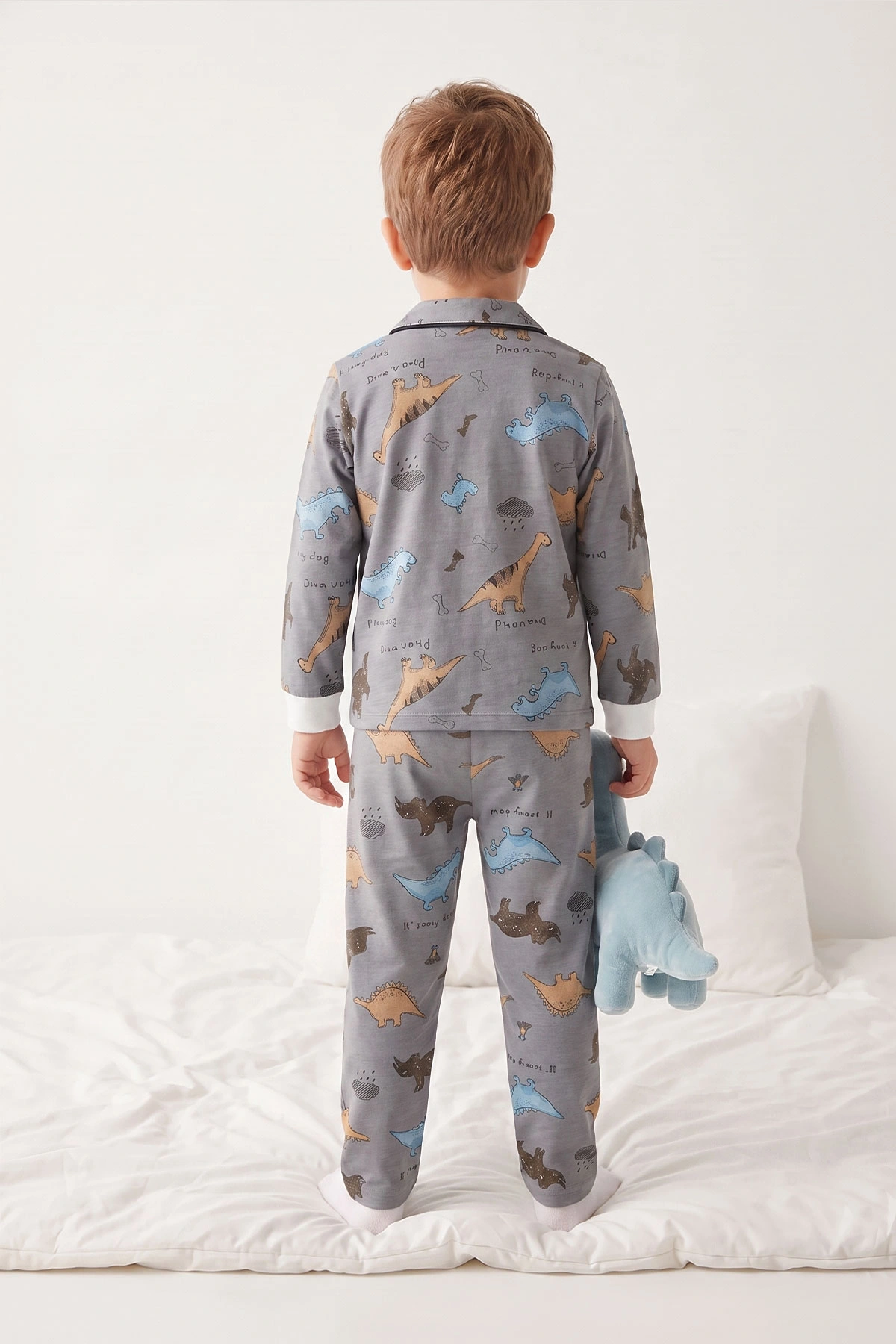 Füme (4-12 Yaş)Karakter  Desenli   Uzun Kol  Ön Düğmeli  Erkek  Çocuk Pijama Takım 473677
