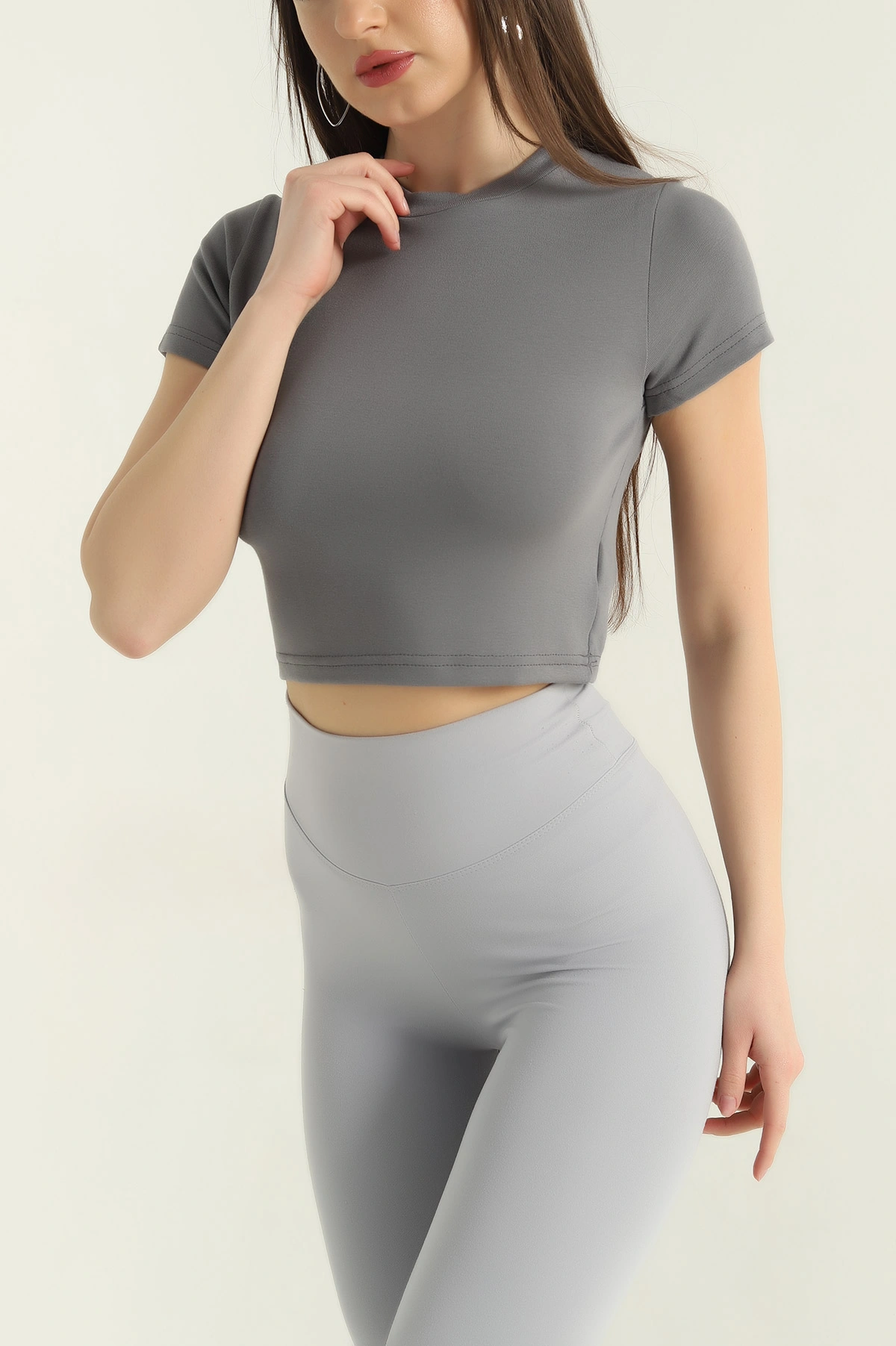 Füme Bisiklet Yaka Likralı Viskon Crop Bluz 357329