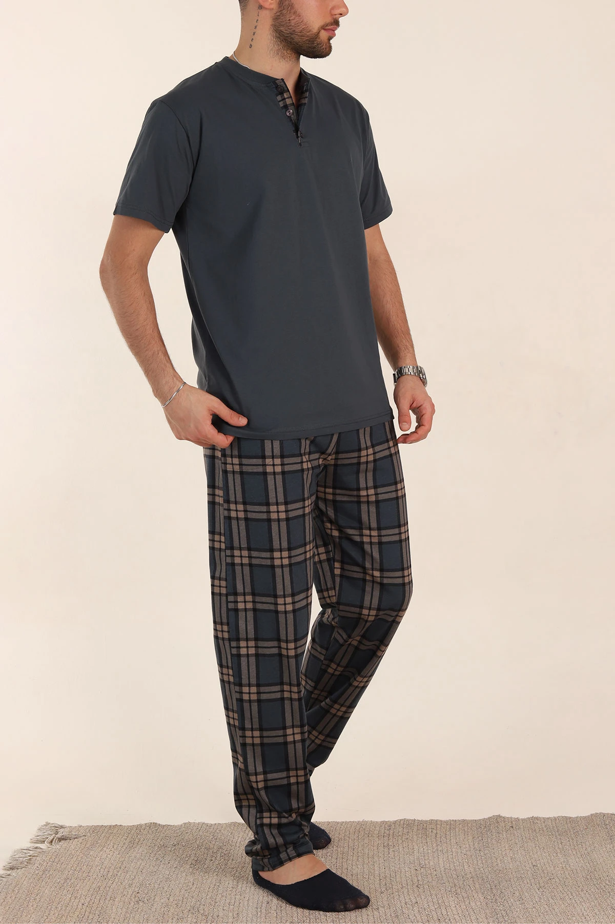 Füme Ekose Desenli 3 Düğmeli Kısa Kol Erkek Pijama Takımı 357476
