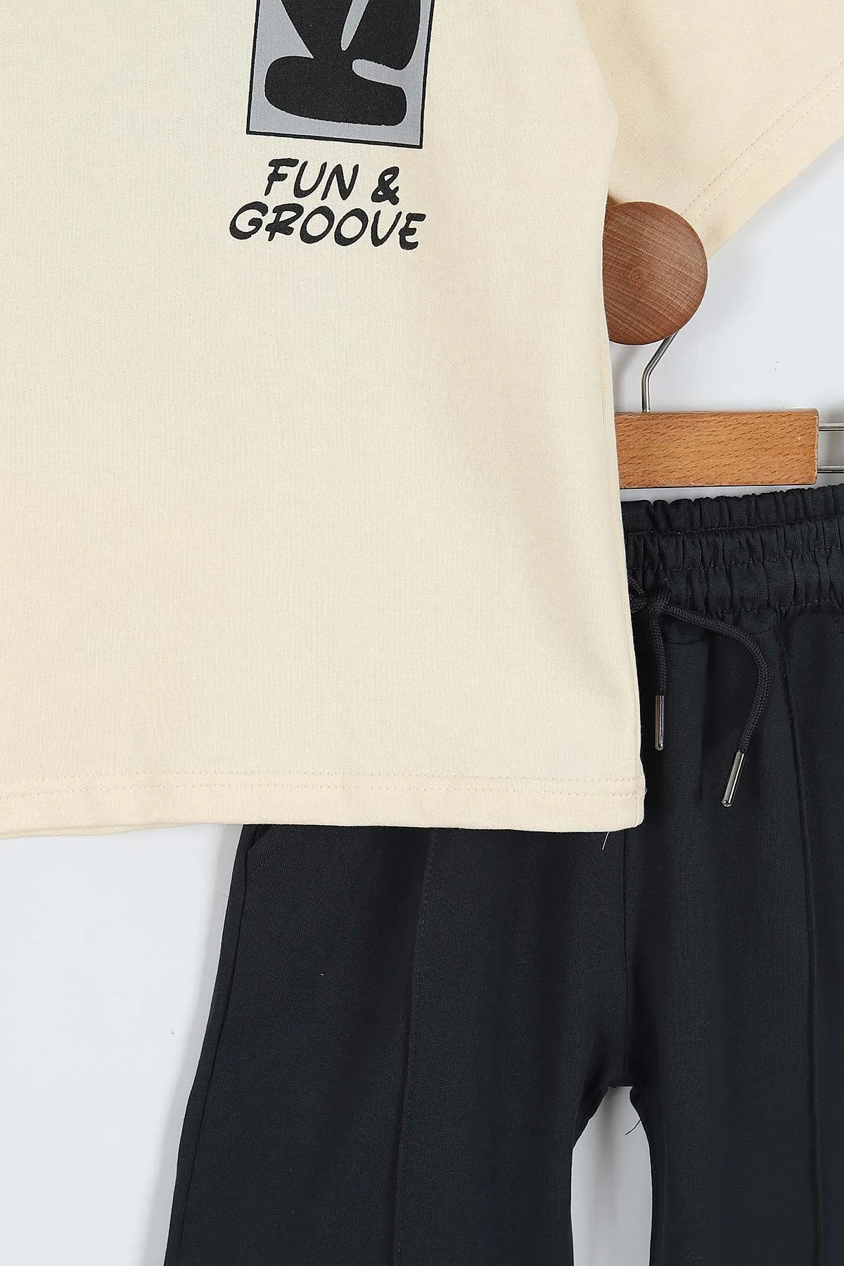 Füme Ekru (7-12 Yaş)Ön Arka Fun Groove Baskılı Cepli Şortlu Erkek Çocuk Yazlık Takım 353406