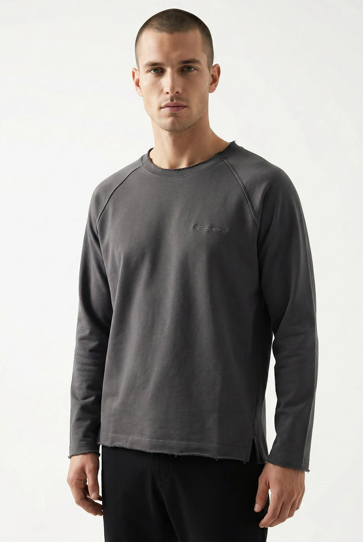 Füme Lazer Kesim Nakışlı Erkek Sweatshirt 422036