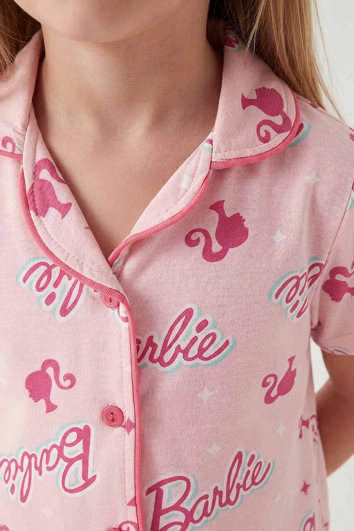 Fuşya (4-12 Yaş) Baskılı Kısa Kol Ön Düğmeli Göz Bandı Detaylı Kız Çocuk Pijama Takım 453259