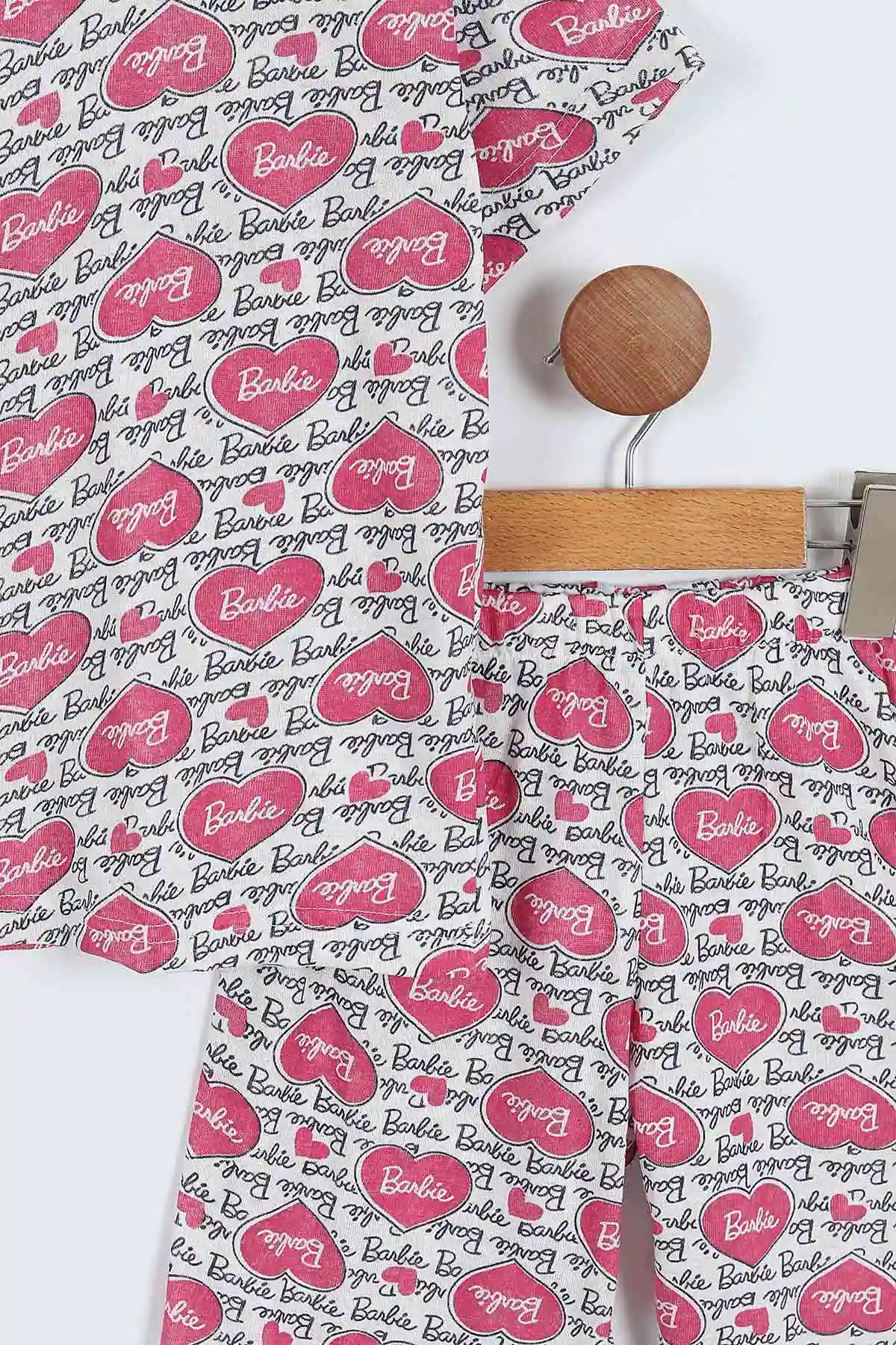 Fuşya (4-12 Yaş) Kalpli Yazı Desenli Kısa Kol ve Şortlu Yazlık Kız Çocuk Pijama Takım 341029
