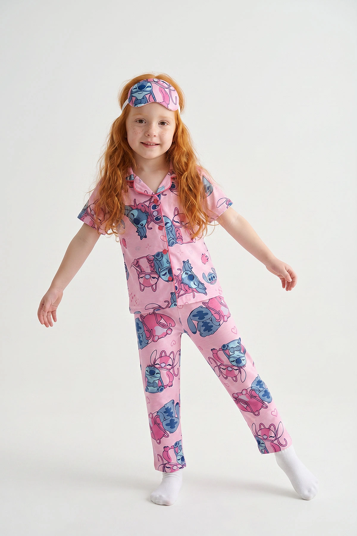 Fuşya (4-12 Yaş)Karakter Baskılı Kısa Kol Ön Düğmeli Göz Bandı Detaylı Kız Çocuk Pijama Takım 453246
