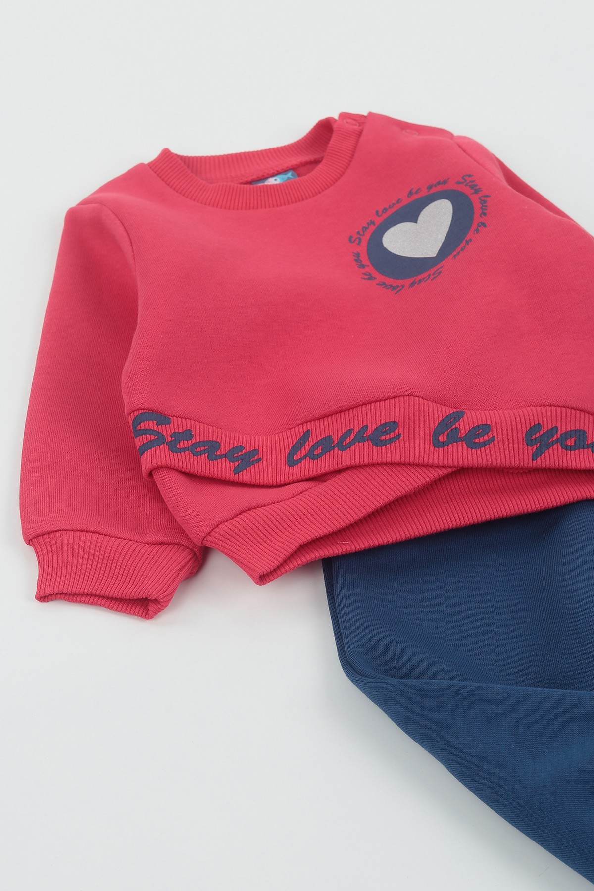 Fuşya (9-24 Ay) Stay Love Kalp Baskılı Üç İp Şardonlu Kız Çocuk Takım 136611