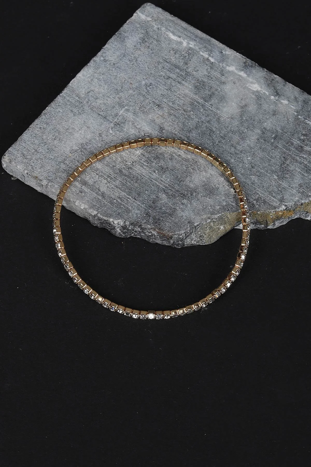 Gold Beyaz  Su Yolu Taşlı Lastikli Bileklik 308373