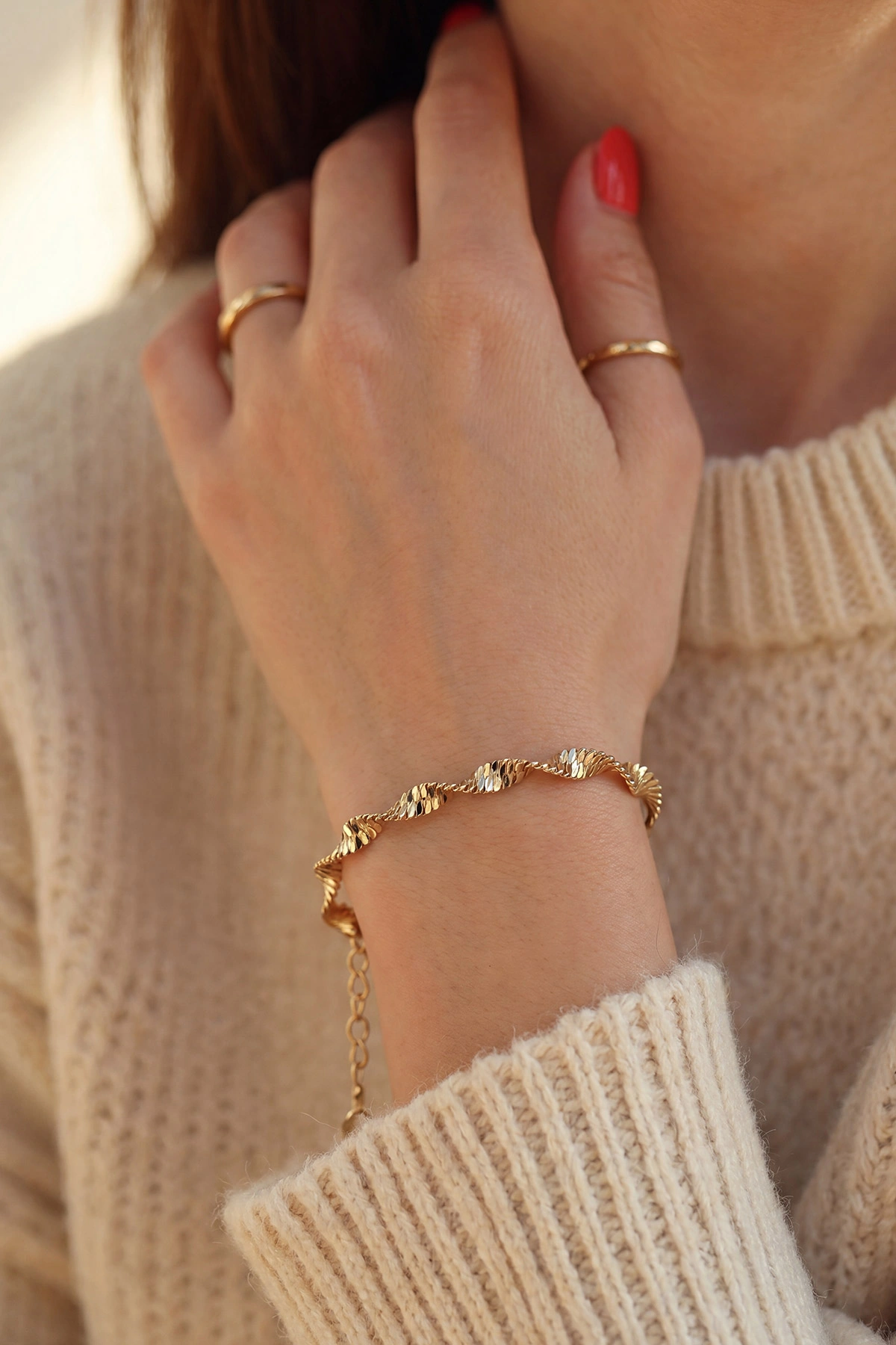 Gold Burgu Bileklik 466748
