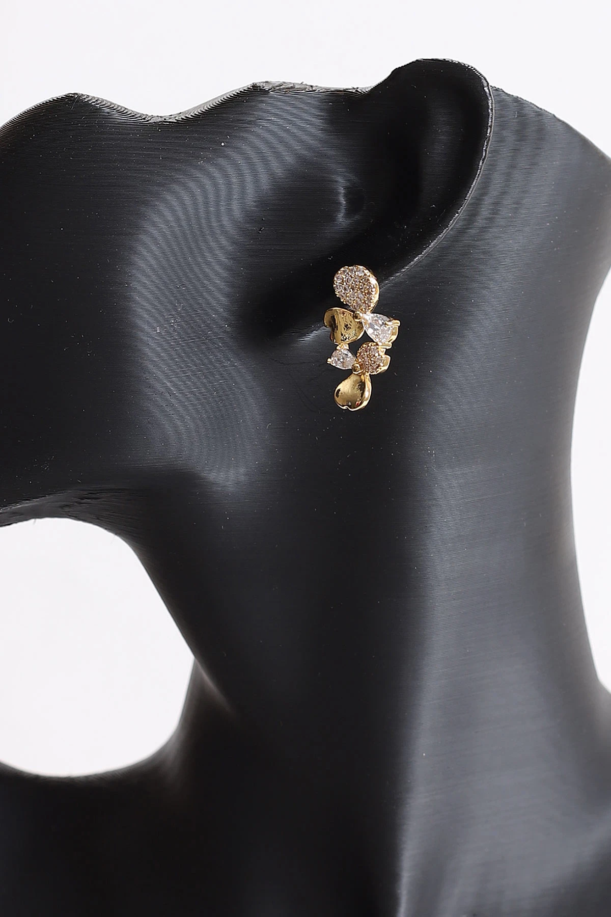 Gold Çiçek Model Küpe 371046