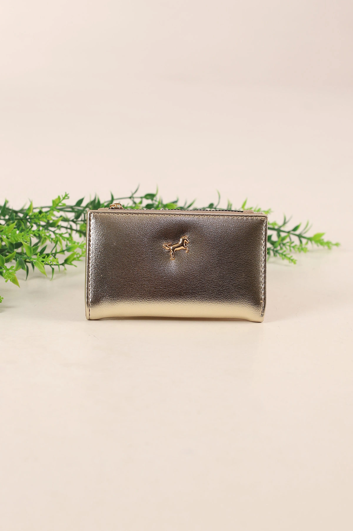 Gold Fermuarlı Mıknatıs Kapaklı Kadın Cüzdan 428330