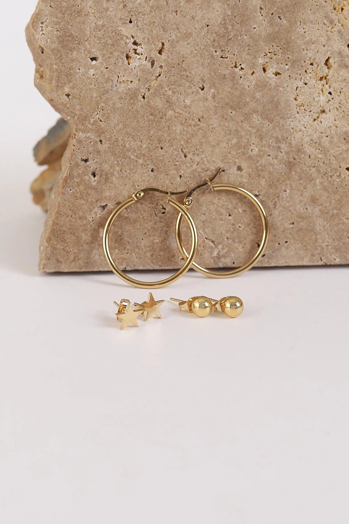 Gold Halka ve Yıldız Model 6'lı Küpe Seti 273725