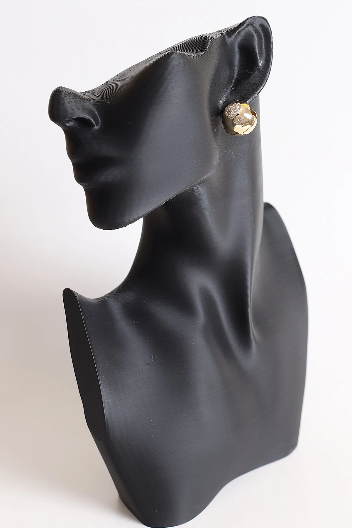 Gold Kalp Detaylı Top Küpe 371433