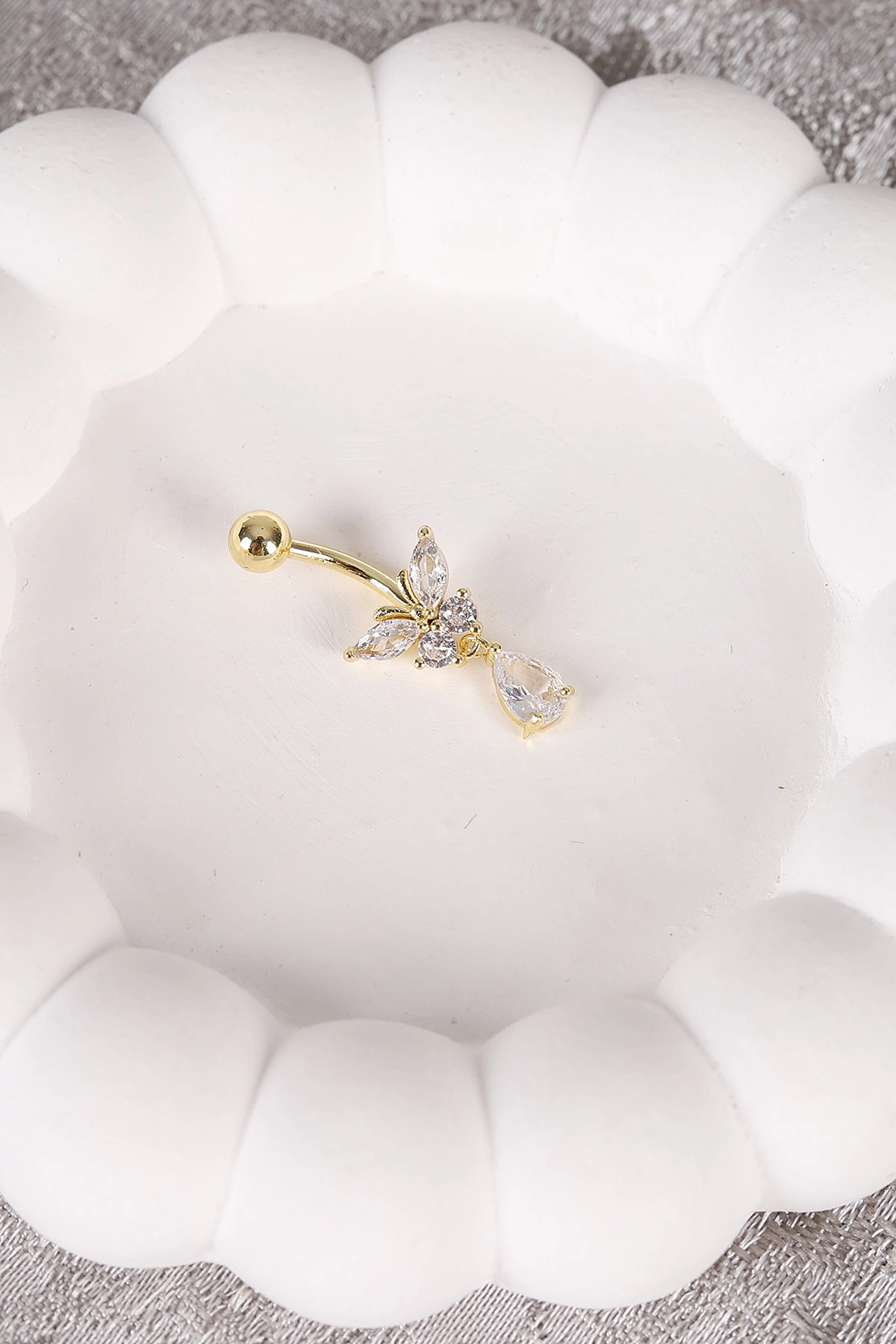 Gold Kelebek Model Zirkon Taşlı Göbek Piercingi 477775