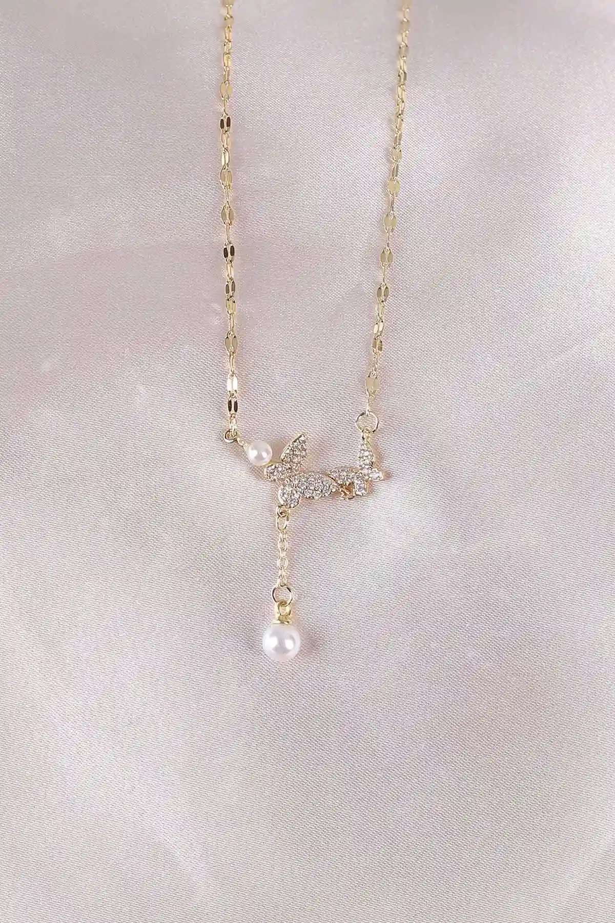 Gold Kelebek Taşlı İncili Kolye 498412