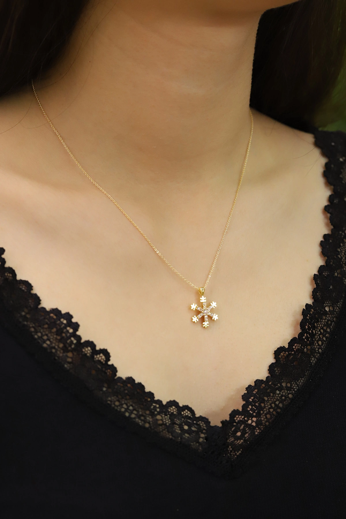 Gold Kutup Yıldızı Model Zirkon Taşlı   Şık Kolye 430240