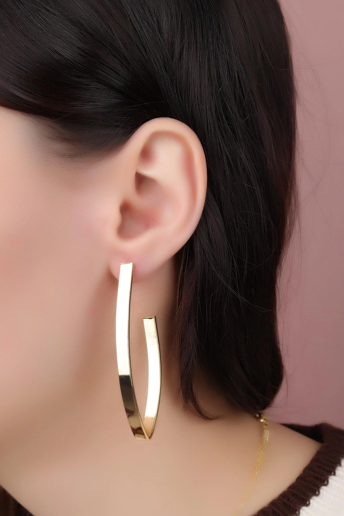 Gold Oval Hatlı Küpe 330844