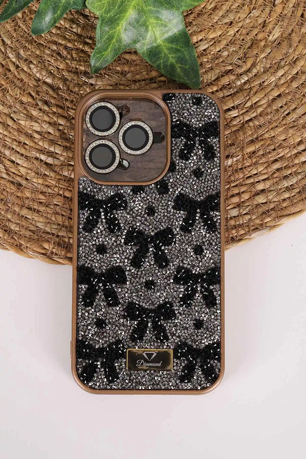 Gold TeknoCase İPhone 15 Pro Uyumlu Perfect Diamond Case Serisi Taşlı Lens Hediyeli Sert Silikon Telefon Kılıfı 480820
