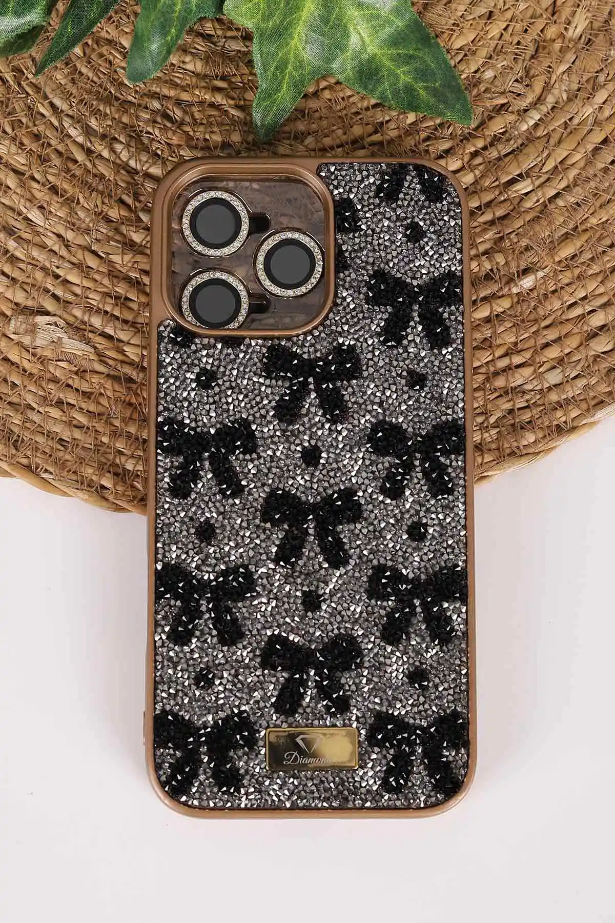 Gold TeknoCase İPhone 16 Pro Max Uyumlu Perfect Diamond Case Serisi Taşlı Lens Hediyeli Sert Silikon Telefon Kılıfı 480851