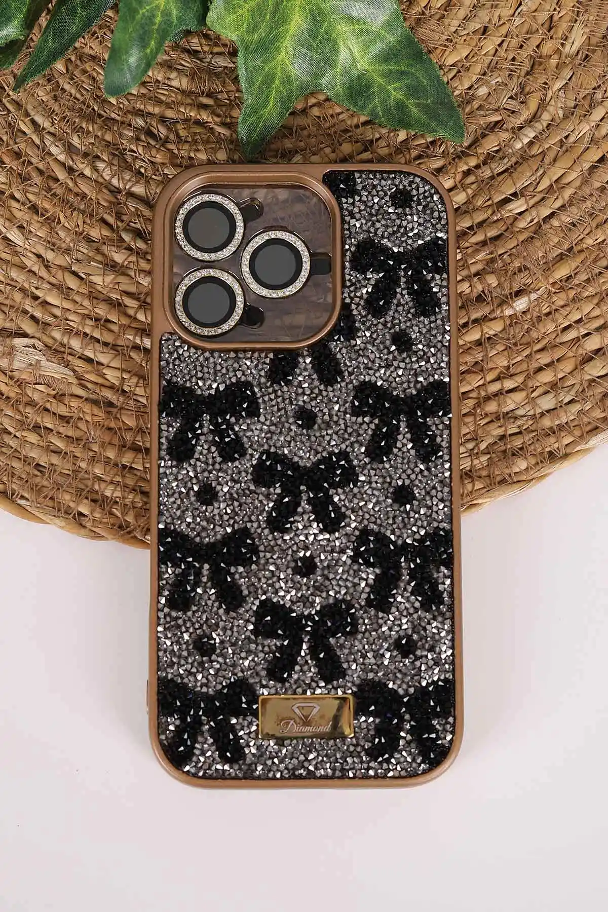 Gold TeknoCase İPhone 16 Pro Uyumlu Perfect Diamond Case Serisi Taşlı Lens Hediyeli Sert Silikon Telefon Kılıfı 480841