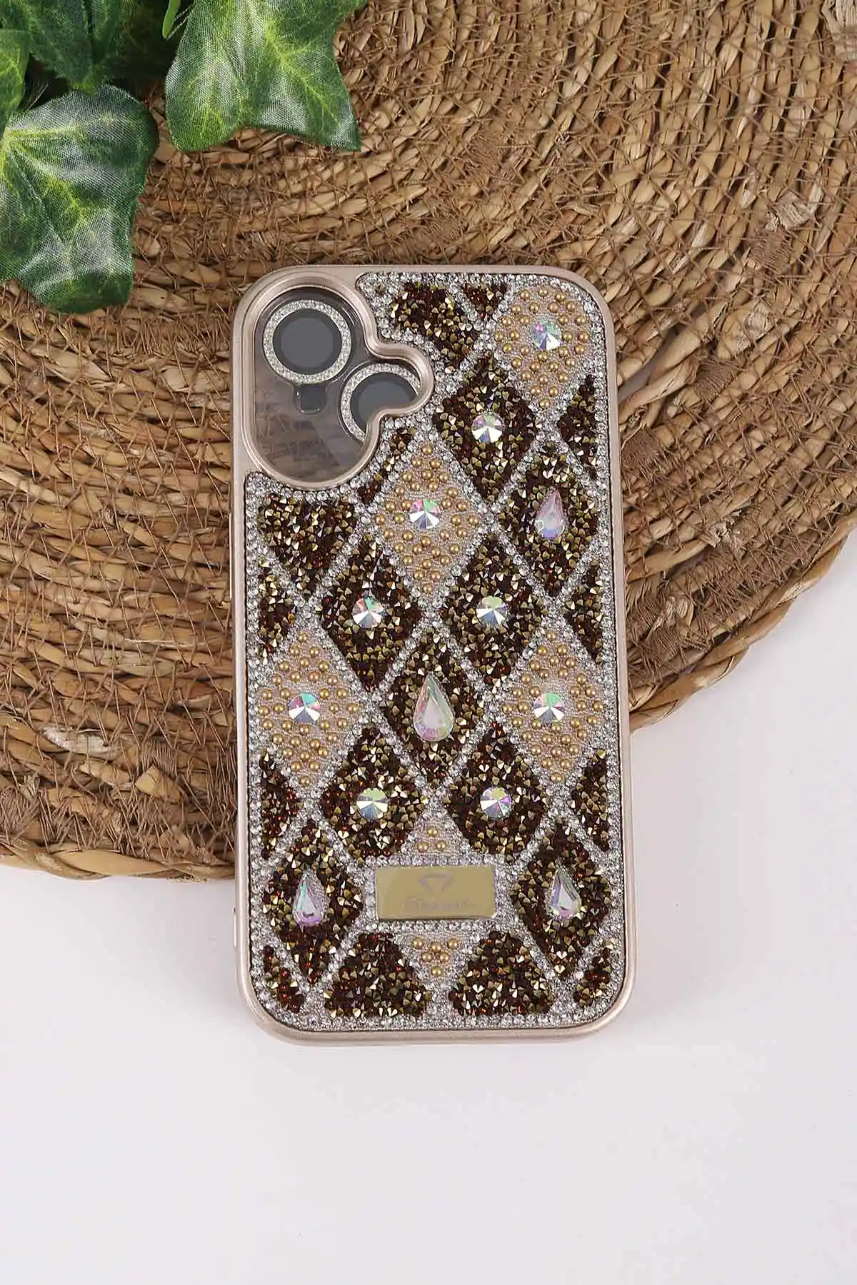 Gold TeknoCase İPhone 16 Uyumlu Dlr Diamond Case Serisi Lens Hediyeli Premium Sert Silikon Telefon Kılıfı 430383