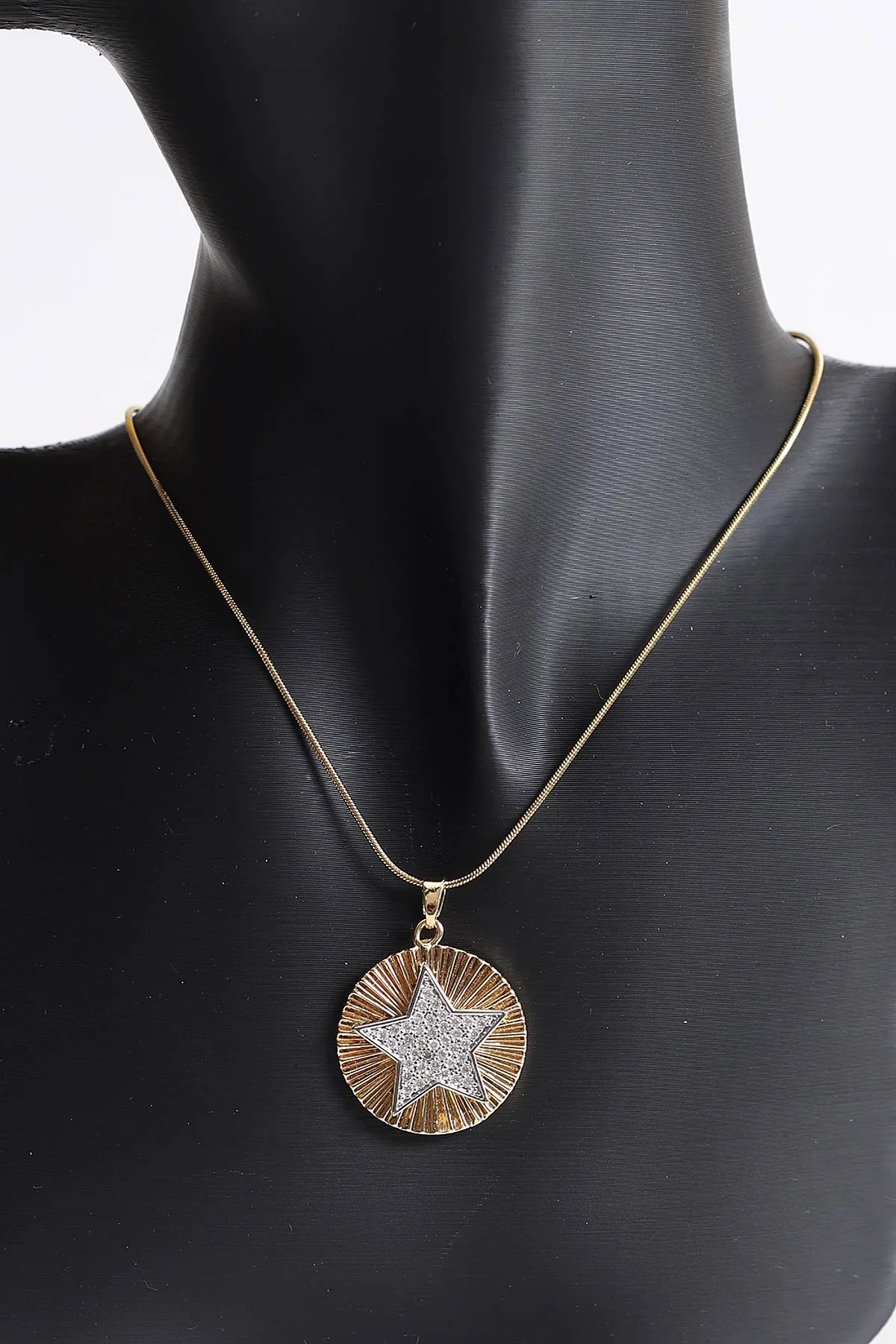 Gold Yıldız Model Zirkon Taşlı Çelik Kolye 370540