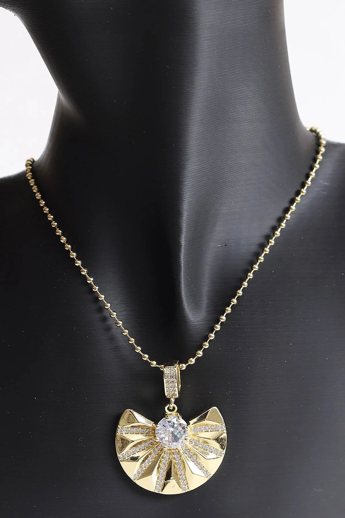 Gold Zirkon Taşlı Çelik Kolye 370802